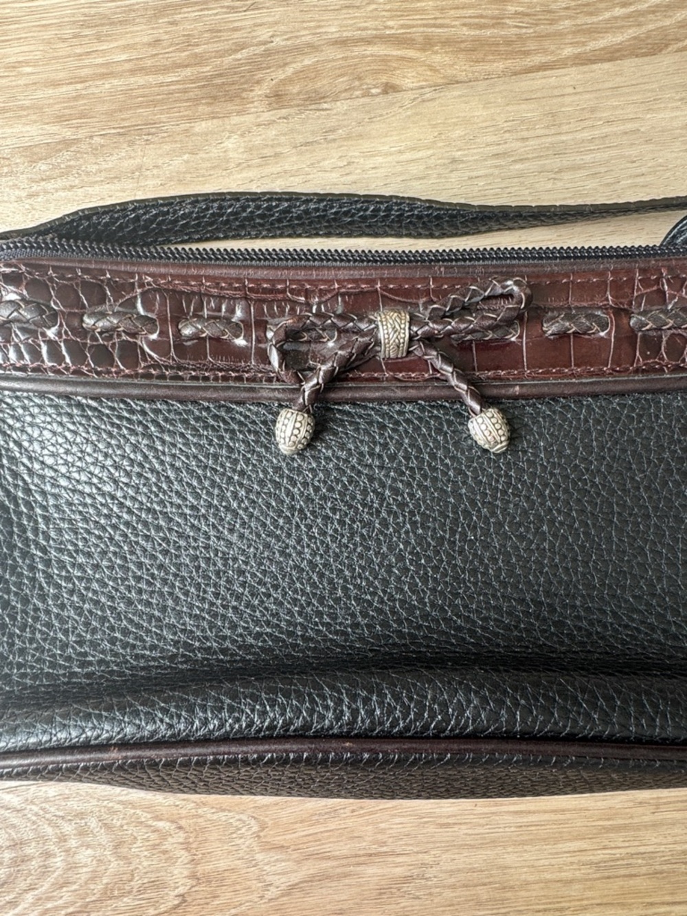 Y2K Vintage Brighton Small Black and Dark Brown Grainy Leather Shoulder Bag - Picture 12 of 12